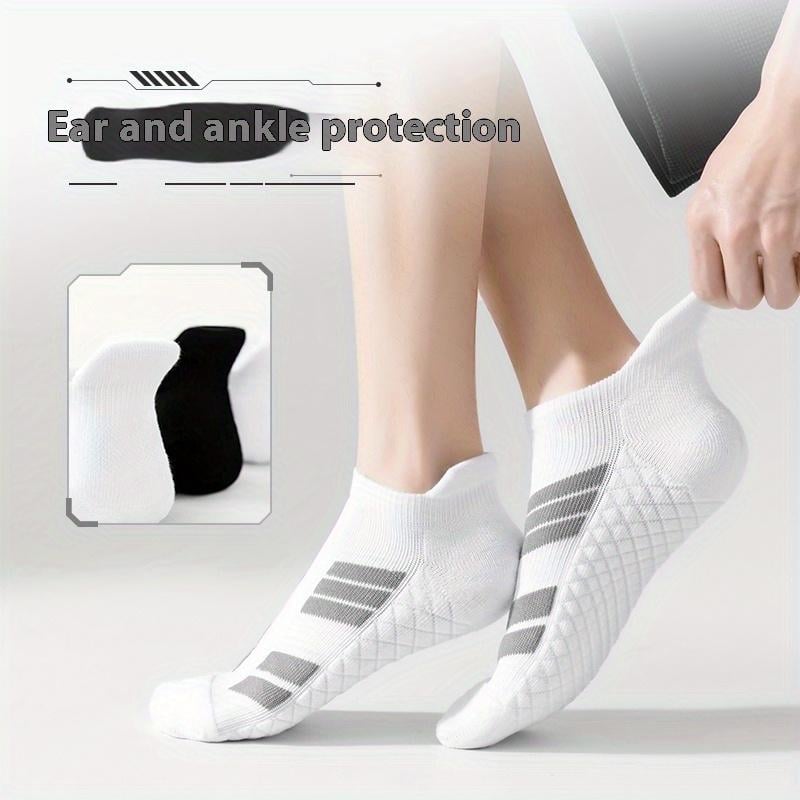 🧦Sportstrumpor - absorberar svett och gör inte fötterna illaluktande💪