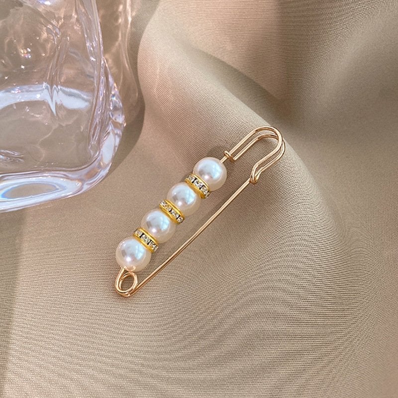 đ„Fancy strass pĂ€rlor sĂ€kerhetsnĂ„l brosch