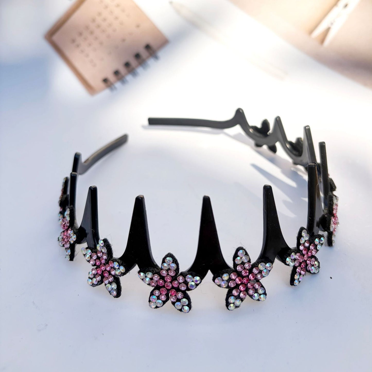 💥Set of wave-shaped crystal hairbands – Lightweight, non-slip and girly hair accessories; sparkling wave-shaped hairbands with crystal details for weddings and everyday wear; girly and feminine accessorie