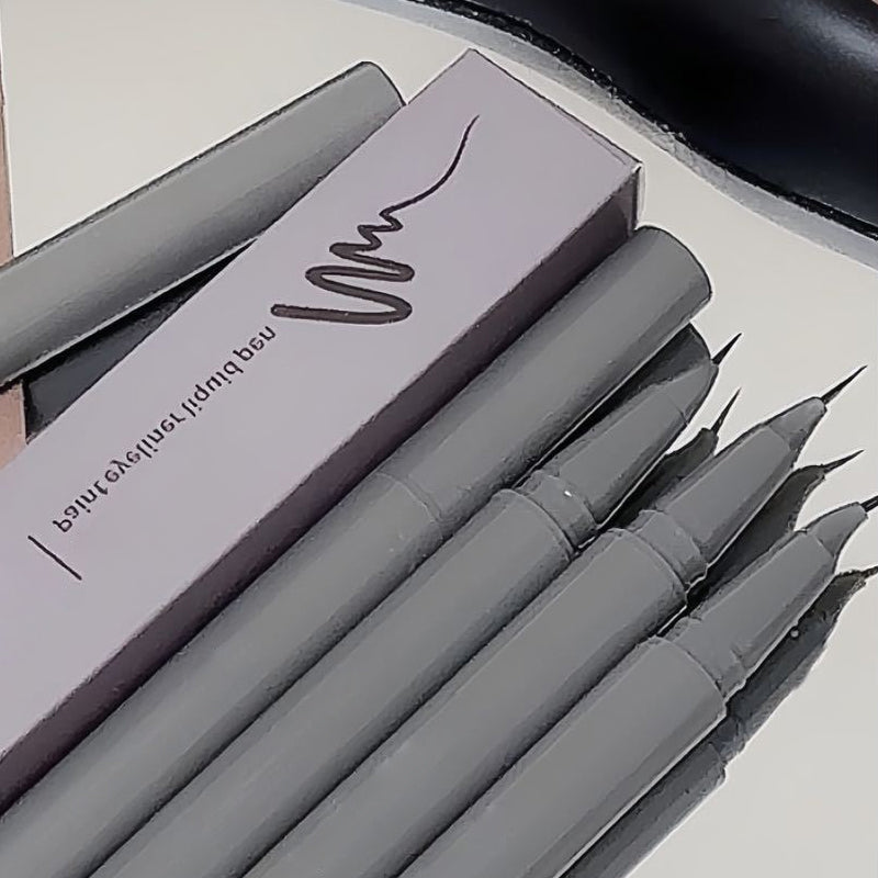 Smooth Liquid Eyeliner