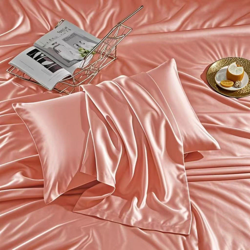❄️Cool pillowcase in ice silk, ensuring a good night’s sleep in summe